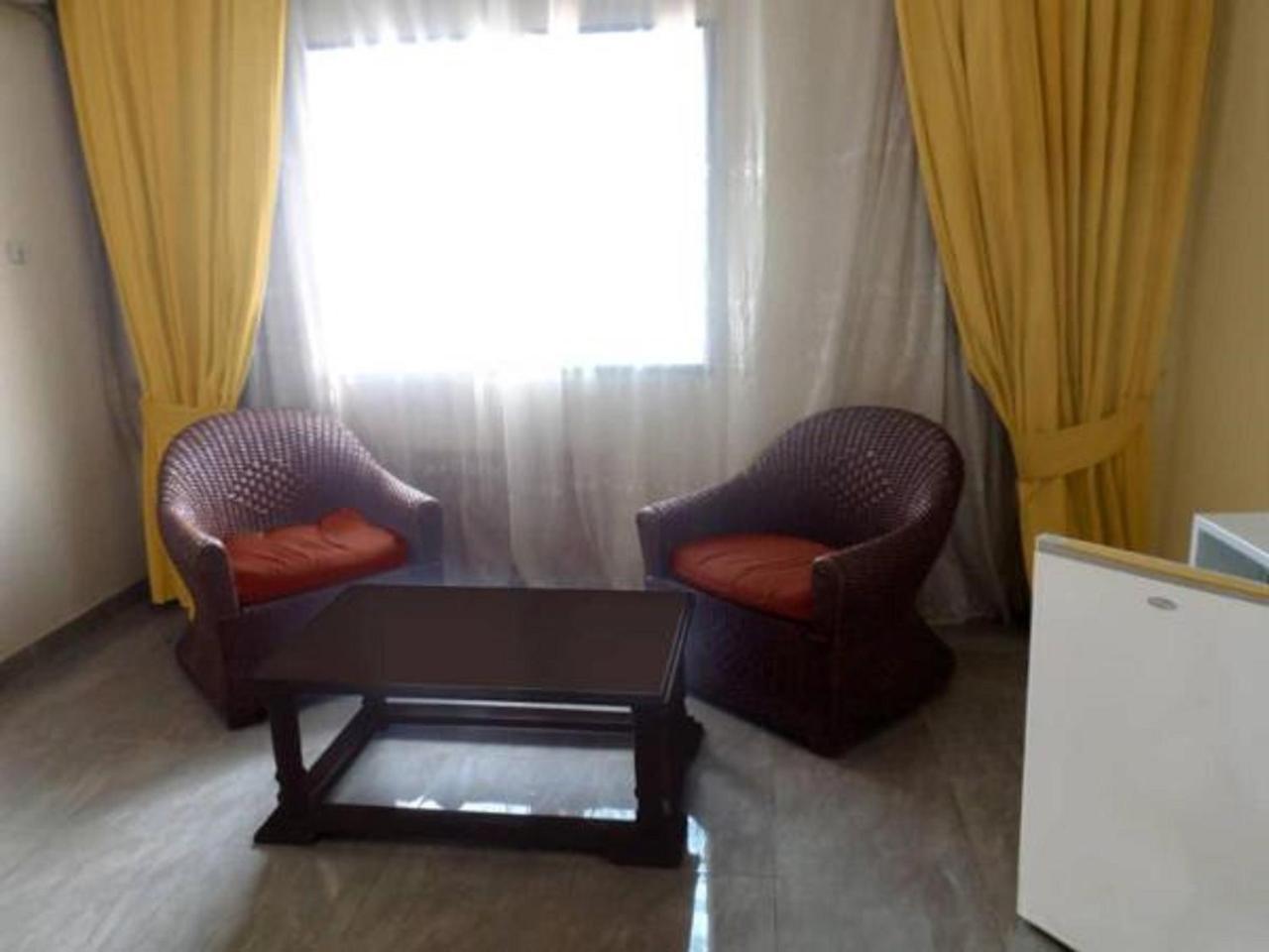 Hotel Azur Yaoundé Exterior photo